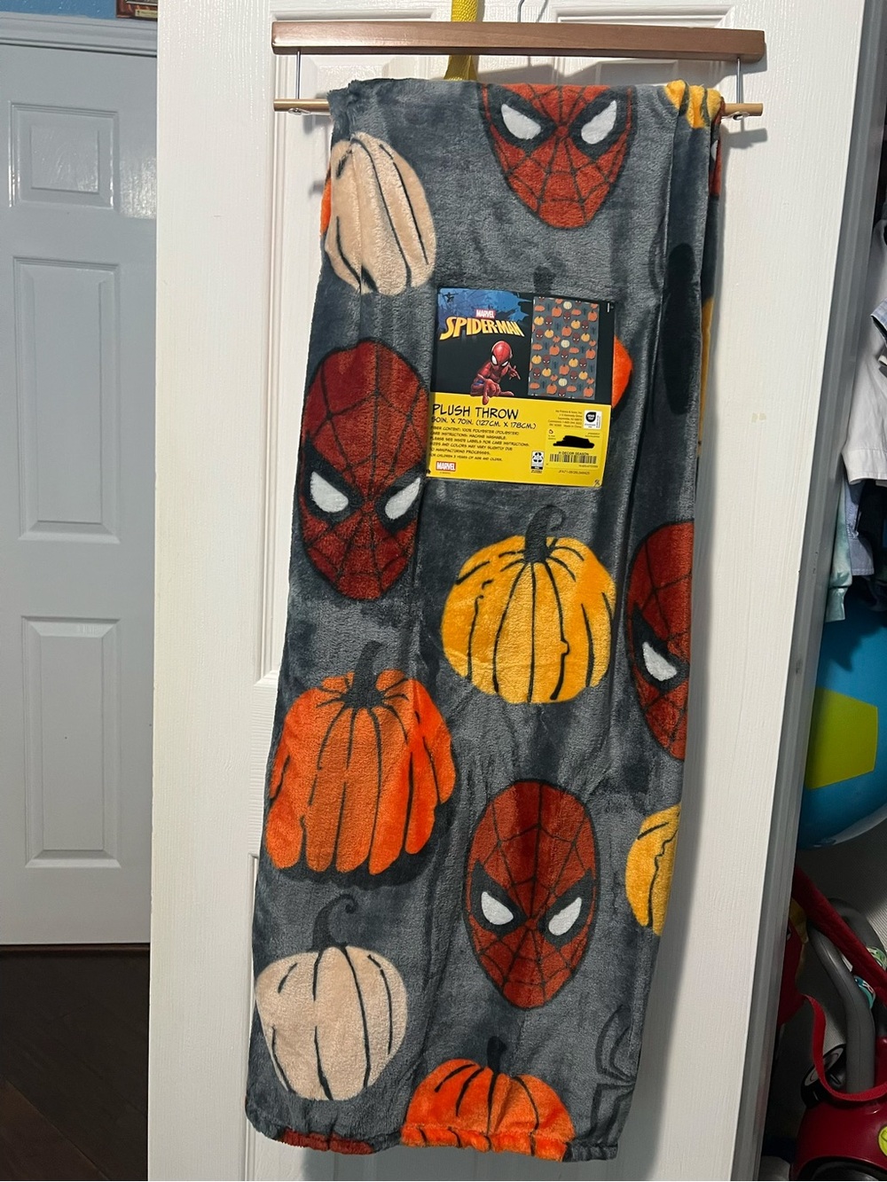 Marvel Spider-Man Gray Plush Throw with Orange and Yellow Pumpkins